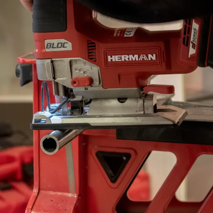 Akku-Stichsäge HERMAN AXJS-1801 | 18,0 V Baretool | Garantie: 3 Jahren